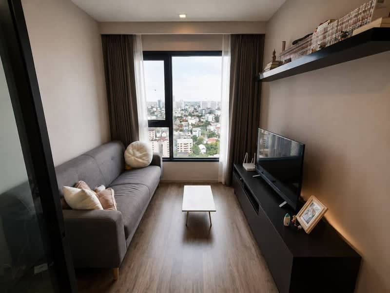 Life Ladprao Valley — High Floor Corner Unit | Opposite Central Ladprao
