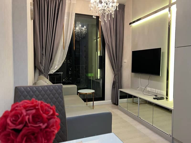 The Niche Pride Thonglor-Phetchaburi — Pool View Unit | Near BTS