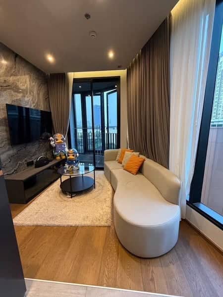 Ideo Q Sukhumvit 36 — Luxury Corner Unit | 1 BR 38 sqm | Near BTS Thong Lo