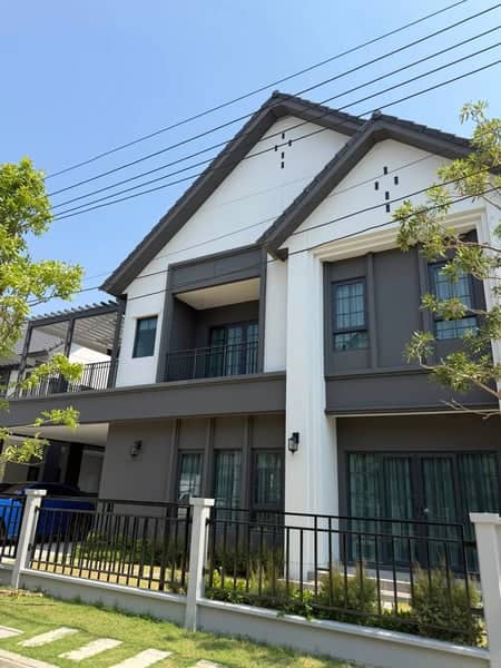 Centro Bangna Phase 2 — 頂級 Angelo 房型 | Chanintr 奢華家具 | 緊鄰 Mega Bangna