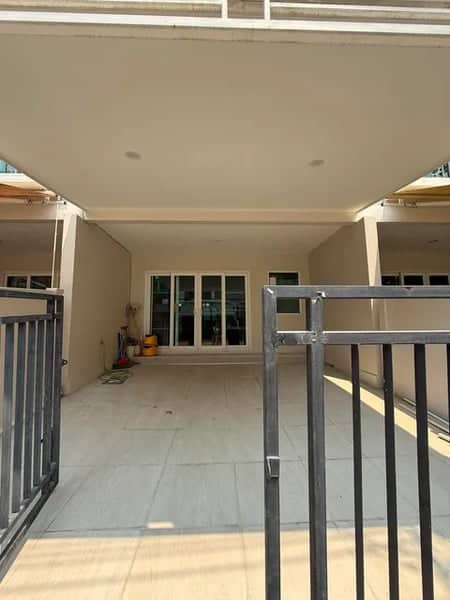 Baan Klang Muang Rama 9 — Renovated Townhouse | Move-in Ready