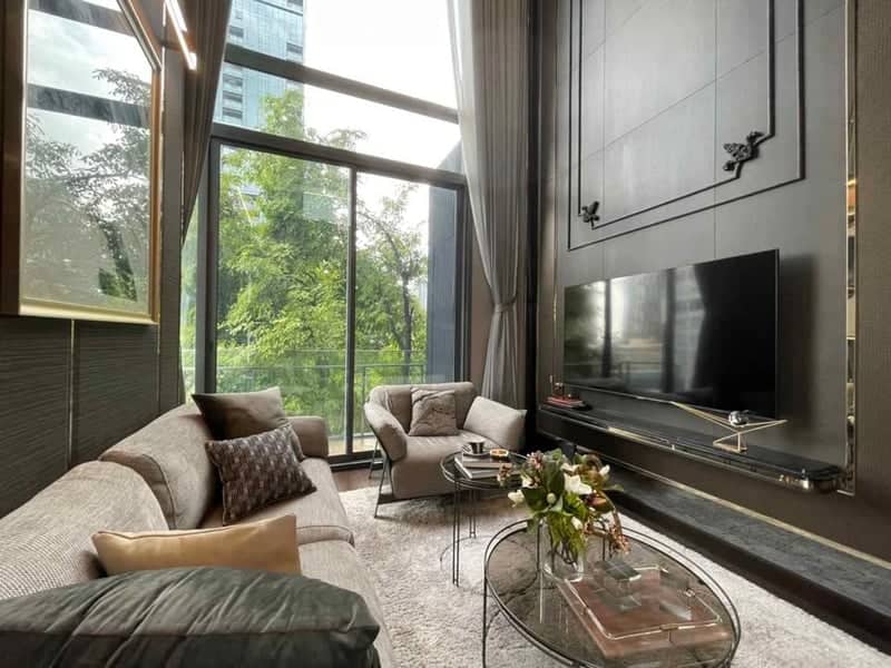 LAVIQ Sukhumvit 57 — Luxury Duplex Corner Residence | Near BTS Thong Lo