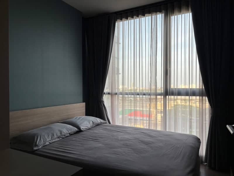 The Line Wongsawang — High Floor Pool View | Fully Furnished | Near MRT