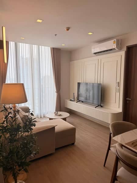 Noble State 39 — Rare 3BR Corner Unit | 21st Floor Unblocked View | 3 Parking Spaces | 500m to BTS Phrom Phong