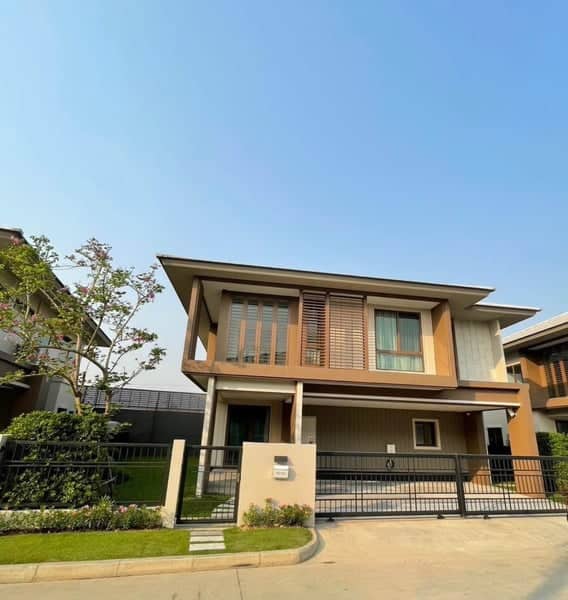 บุราสิริ กรุงเทพกรีฑา — บ้านเดี่ยวหรูสำหรับครอบครัว | ใกล้โรงเรียนนานาชาติ