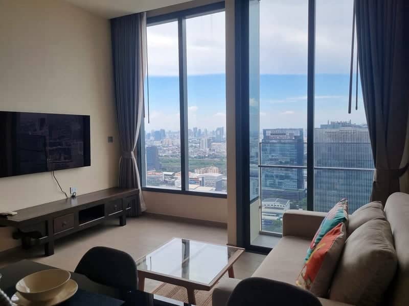 The Esse Asoke — ห้องชั้นสูง วิวเมืองพาโนรามา | ทำเลอโศก