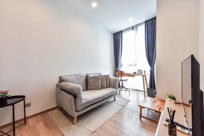The Line Phahon-Pradipat — High Floor Park View | Fully Furnished | BTS Saphan Khwai