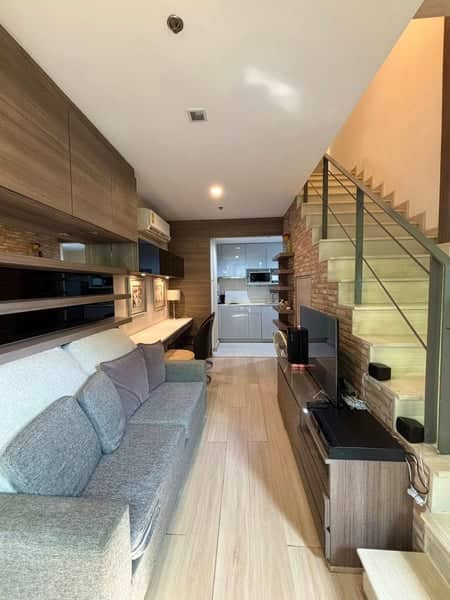 Ideo Mobi Sukhumvit 81 — ดูเพล็กซ์แต่งสวย Pool Access | ใกล้ BTS อ่อนนุช
