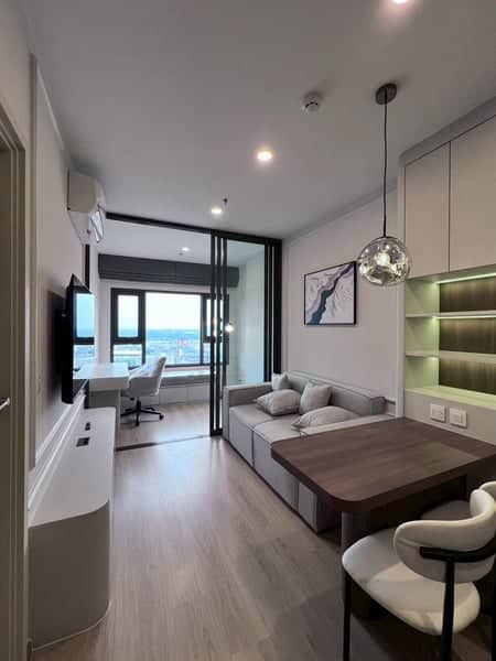 Life Rama 4 - Asoke — ၂၄ ထပ် မြစ်ရှုခင်း | Built-in အပြည့်ဖြင့် ပြင်ဆင်ထားသော ၁ ခန်းအိပ် Plus အခန်း | MRT Queen Sirikit အနီး