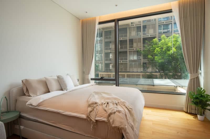 Sindhorn Residence — Luxury Studio Near Lumpini Park | BTS Chidlom