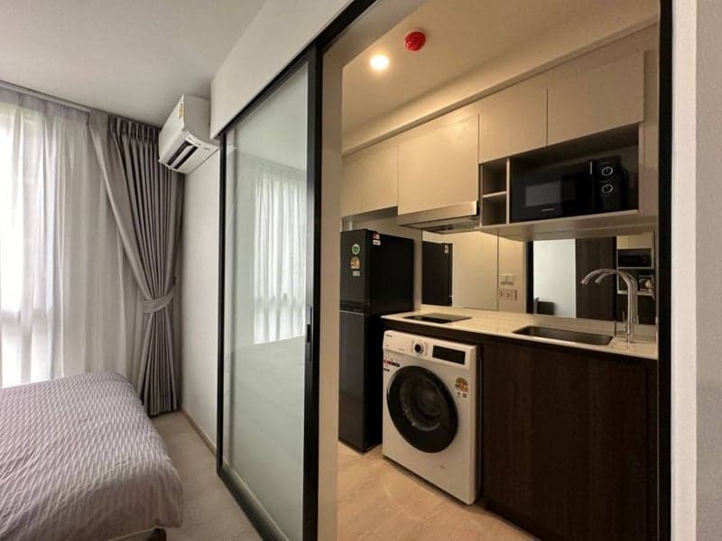 Nue Cross Khu Khot Station — Garden View & High-End Appliances | Next to BTS photo 3