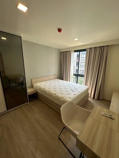 Maestro 03 Ratchada — Pool View Pet-Friendly Condo | Prime Ratchada photo 2