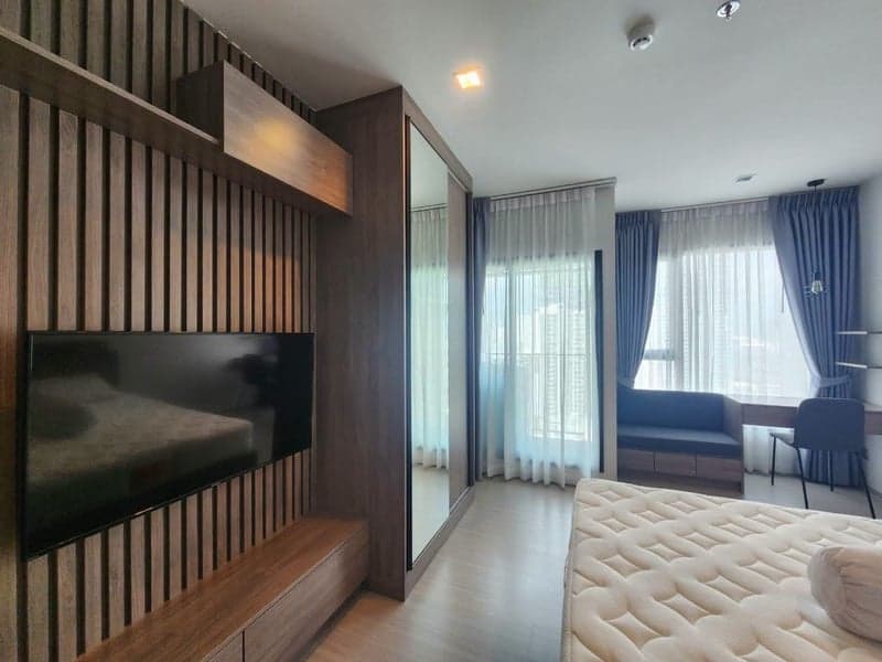 Life Asoke Rama 9 — High Floor City Living | Fully Furnished | MRT Rama 9 photo 3