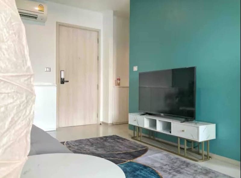 Rhythm Sukhumvit 42 — Fully Furnished Residence | Walk to BTS Ekkamai photo 2
