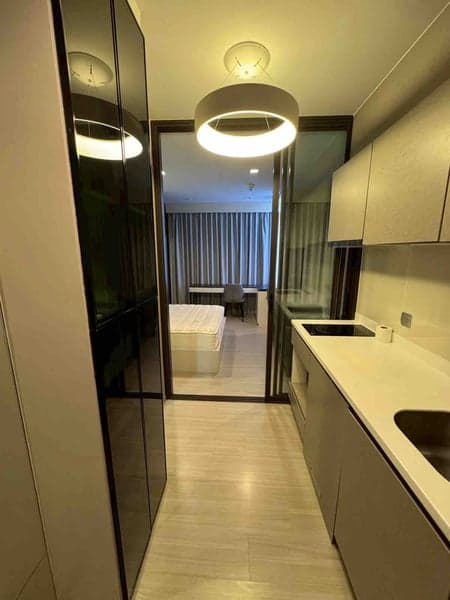 Life Asoke-Rama 9 — 11th Floor Studio | Southern Views | 350k THB Premium Built-in Decor photo 3
