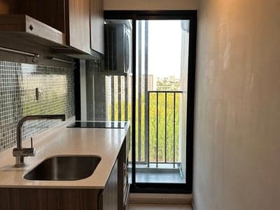 Knightsbridge Phaholyothin Interchange — 14th Floor | Near BTS Interchange (Green & Pink Lines) | Flexible Rent Options photo 3