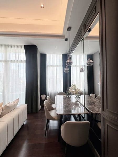 The Diplomat 39 — Luxury 2 Bedroom Residence with Designer Interior | BTS Phrom Phong photo 2