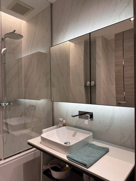 The Room Sukhumvit 38 — Quiet Private Living | Shuttle to BTS Thonglor photo 4