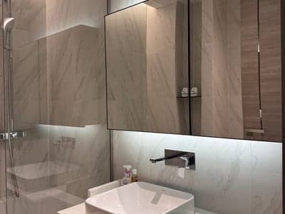 The Room Sukhumvit 38 — Quiet Private Living | Shuttle to BTS Thonglor photo 4