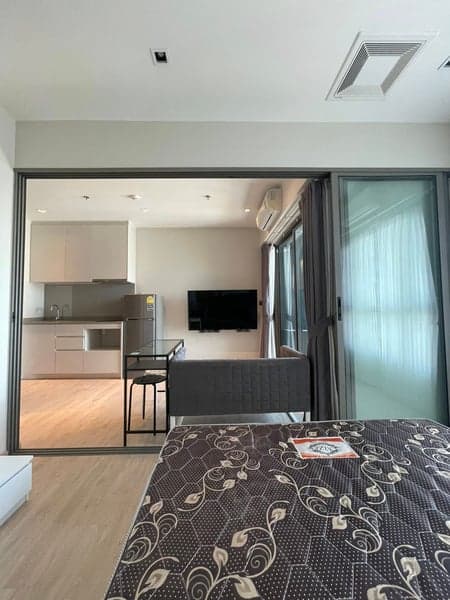 Whizdom Ratchada–Tha Phra — High Floor City View | Next to BTS Talat Phlu photo 3