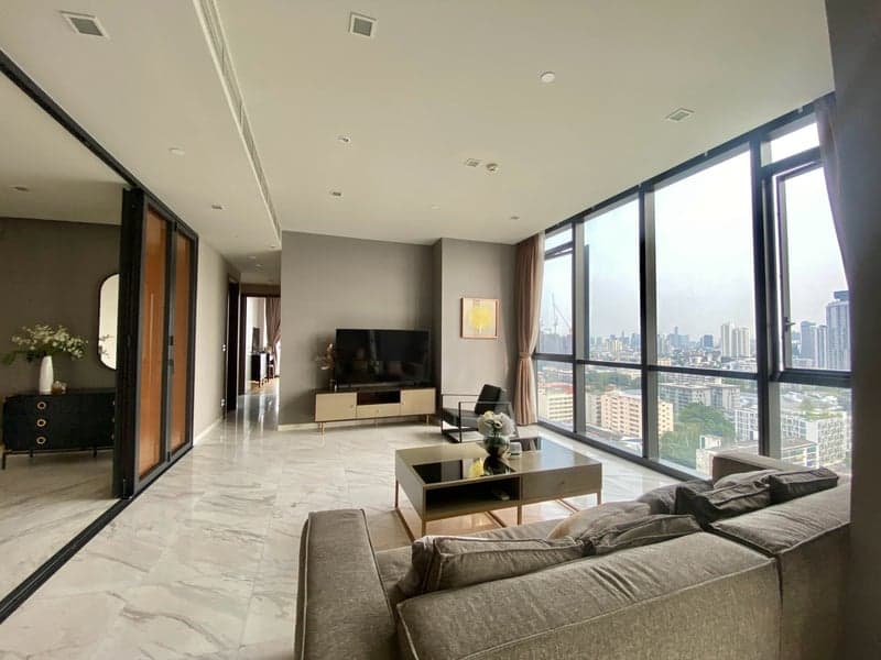 The Monument Thonglo — Ultra-Luxury Living | Pet-Friendly | Private Lift photo 2