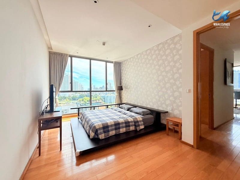 Aequa Sukhumvit 49 — Corner Residence | Open Views | Thong Lo photo 4