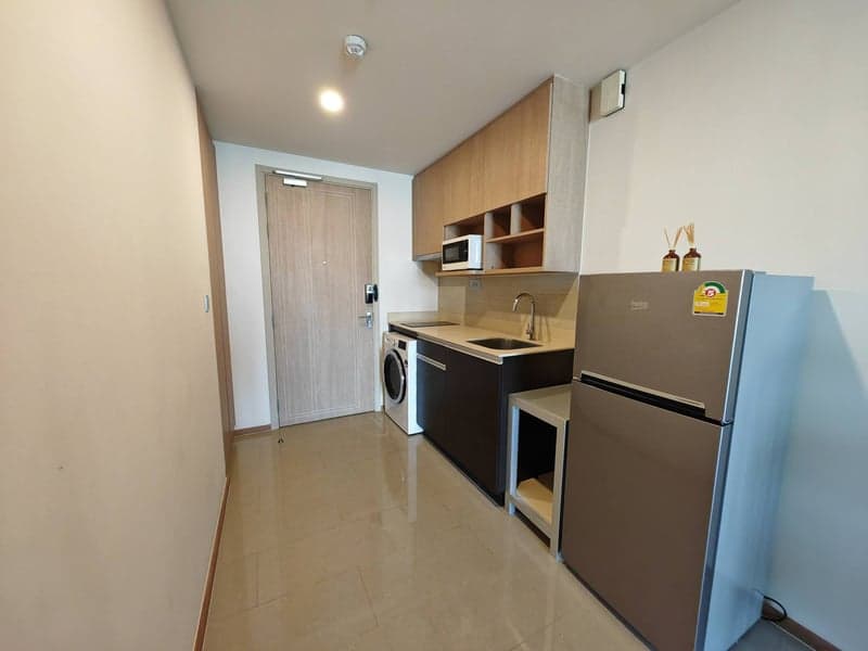 Q Chidlom-Phetchaburi — Spacious 1BR with Bathtub | Near BTS Chidlom & Central World photo 2