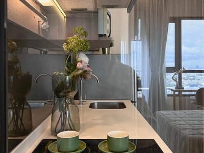 KnightsBridge Prime Onnut — High Floor Studio | Near BTS On Nut | Ready photo 3