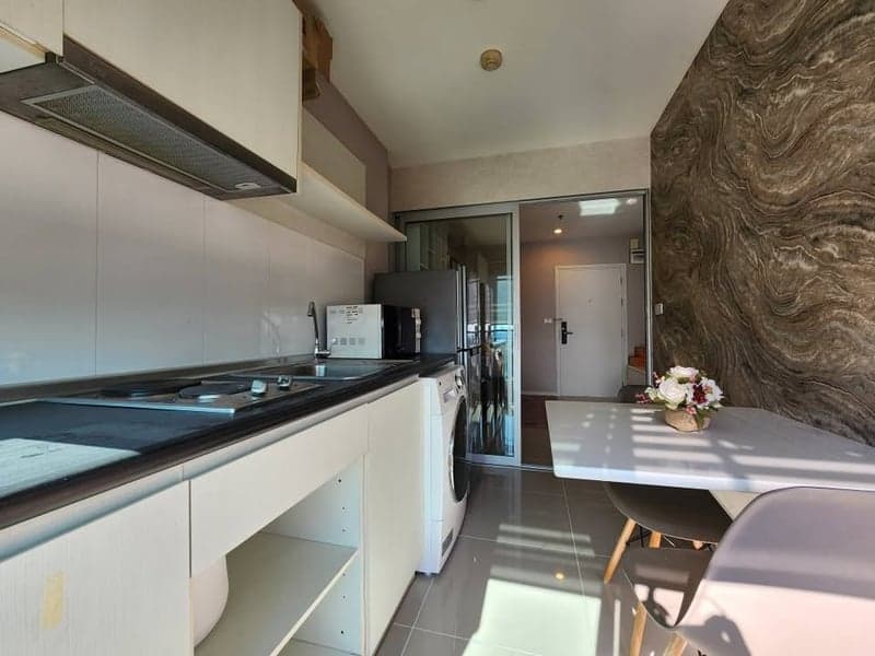 Aspire Sukhumvit 48 — Renovated Unit | High Floor East View | Near BTS photo 2