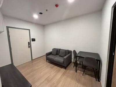 Chewathai Pinklao — Fully Furnished Ready to Move | Near MRT & Central Pinklao photo 2