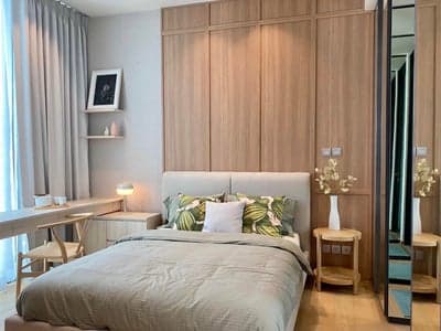 28 Chidlom — Luxury High-Floor Unit | Walk to BTS Chidlom | Prime CBD photo 2