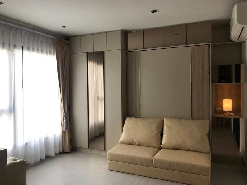 Life Asoke-Rama 9 | Tower A | 12A Floor | South View | 28 sqm | Foldable Bed | 300m to MRT Rama 9 | Owner Post photo 3