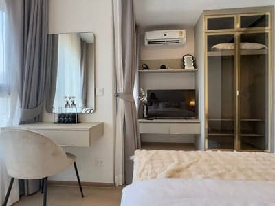 Life Rama 4-Asoke — High Floor City View | Ready to Move | Near MRT photo 2