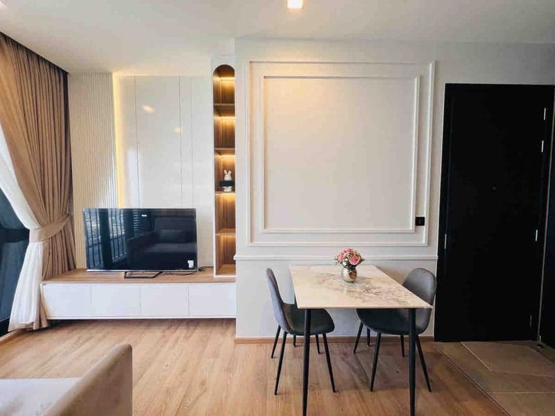 Noble Around Ari — Top Floor 360° City View | BTS Ari 90m | Tenant Included photo 3