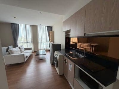 Up Ekamai — Fully Furnished Unit | Spacious Layout | Prime Sukhumvit Location photo 3