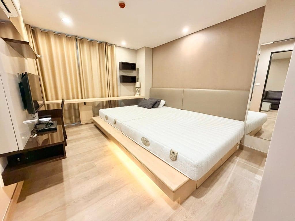 The Address Pathumwan — Prime City Living | Walk to BTS Ratchathewi