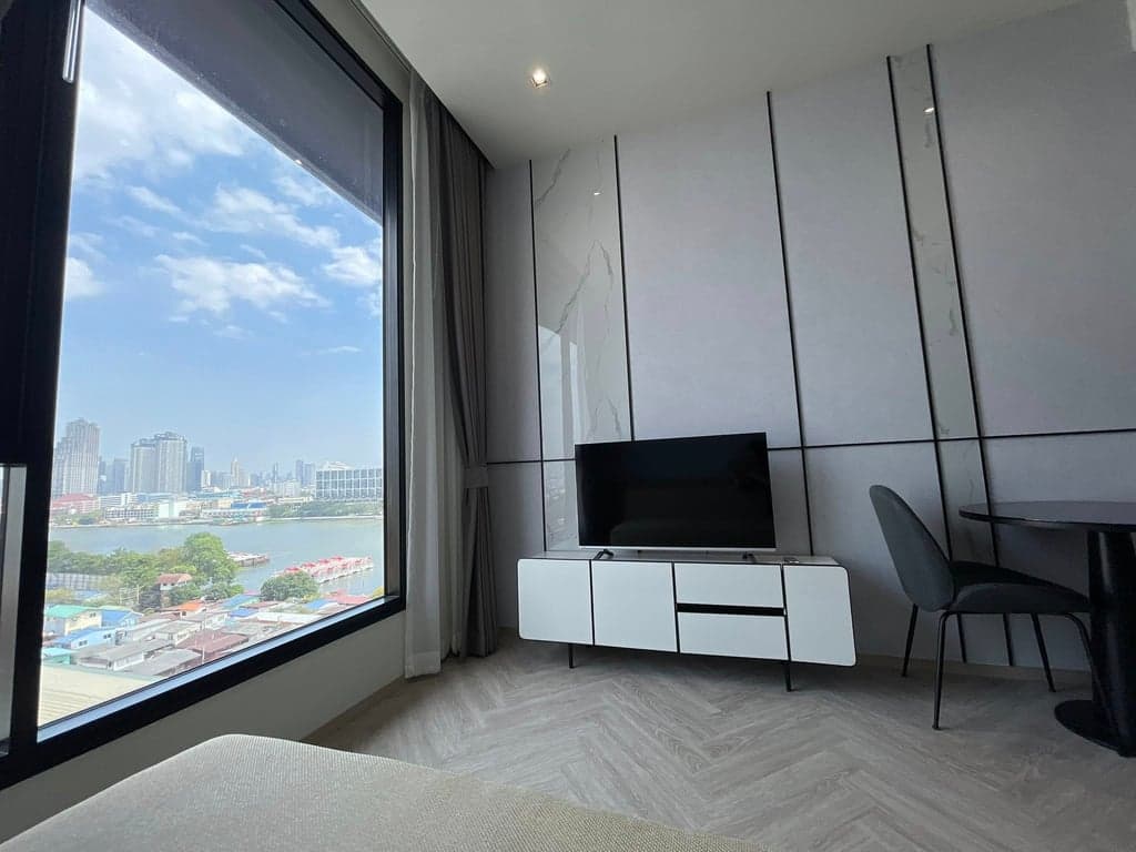 Chapter Charoennakhon Riverside — Riverside Condo Near BTS Krung Thon Buri & ICONSIAM