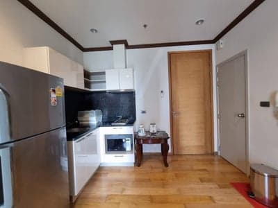 Fuse Sathorn-Taksin — Pool View Middle Zone | Near BTS Wongwian Yai | Sathorn Access photo 3