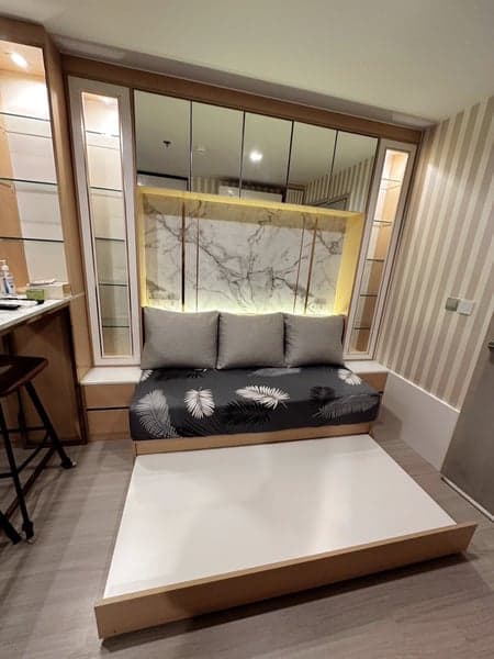 Life Ladprao — High Floor City View | Fully Furnished | Near BTS photo 3