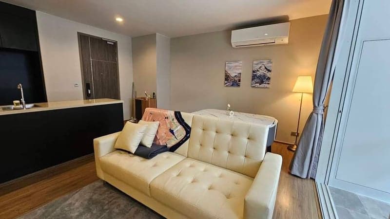 Q Prasarnmit — Spacious Low-Rise Living | Next to SWU Asoke | Prime Location photo 2