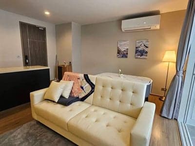 Q Prasarnmit — Spacious Low-Rise Living | Next to SWU Asoke | Prime Location photo 2