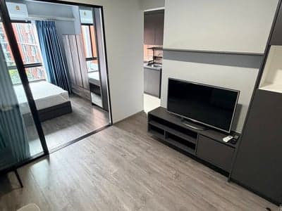 Monte Rama 9 — Corner Unit Pool View | Next to Fitness Center | Fully Furnished photo 2