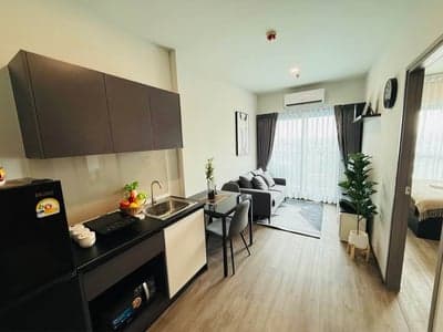 Rich Point @ BTS Wutthakat — True 0m BTS Access | Fully Furnished photo 2