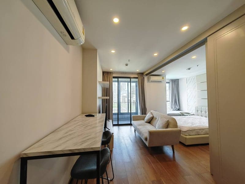 Q Chidlom-Phetchaburi — Spacious 1BR with Bathtub | Near BTS Chidlom & Central World photo 4
