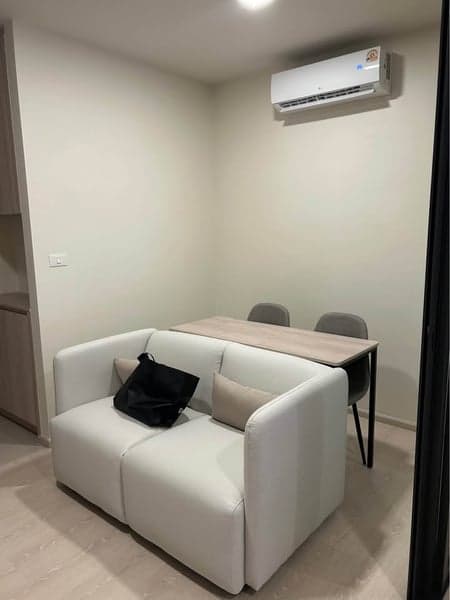 FLO by Sansiri — Cozy City View Unit | Walk to BTS | Near ICONSIAM photo 4