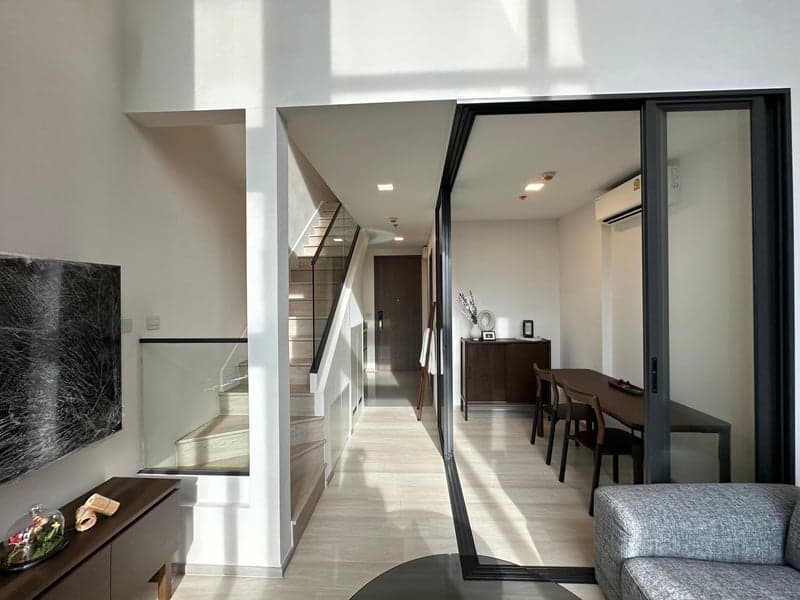 The Privacy Jatujak — Rare Loft Unit (Floor 30) | Unblocked Chatuchak Park View | Newly Furnished photo 2