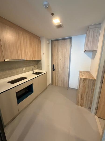 XT Phayathai — Spacious Unit | Near BTS & ARL | Prime City Living photo 4