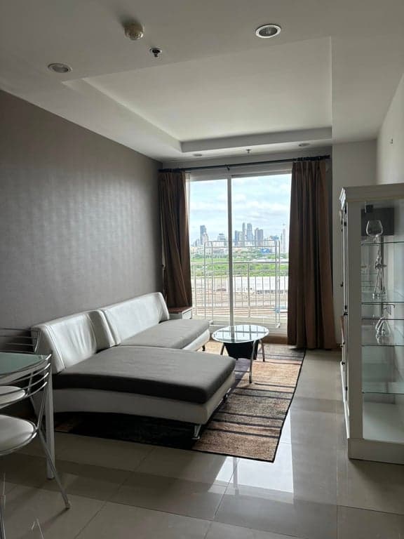 Supalai Wellington 1 | High Floor 1-Bed | Spacious 47 sqm | Near MRT Thailand Cultural Centre