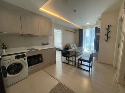 VTARA Sukhumvit 36 — Spacious Corner-Style Living | Near BTS Thong Lo photo 2