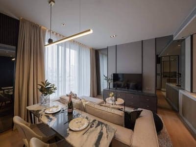 BEATNIQ Sukhumvit 32 — Luxury Residence with Onsen | 500m to BTS Thong Lo photo 2